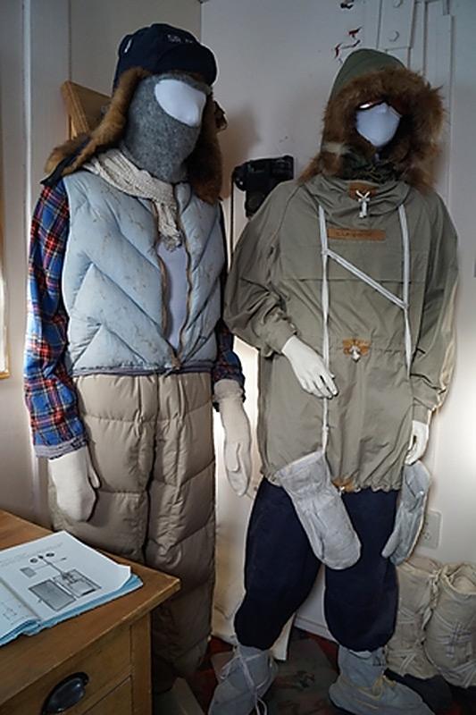 Die Kleidung von damals zeigt bereits grosse Ãhnlichkeit zu den heutigen AusrÃ¼stungsgegenstÃ¤nden. Bild: Antarctic Heritage Trust