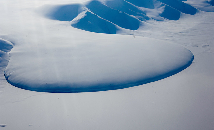 Gletscher wie der Piedmont-Gletscher im Nordosten Grönlands können am besten aus der Luft