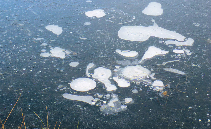 Unter den Seen der Arktis liegen grosse Methanvorkommen, die durch die Erwärmung freigesetzt
