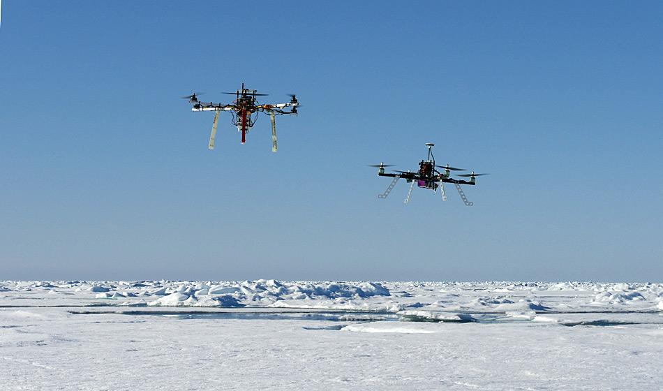 Multikopter-Einsatz in der Arktis. Foto: AWI, Tobias Mikschl